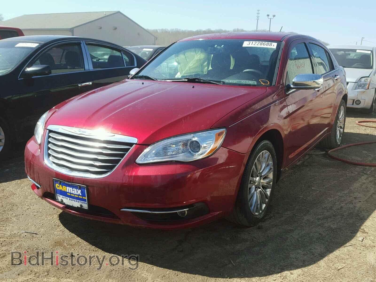 2011 CHRYSLER 200 - VIN: 1C3BC2FG4BN602149 - Photo 2