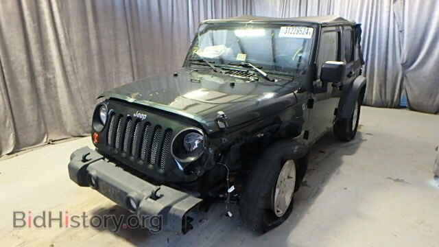 2011 JEEP WRANGLER - VIN: 1J4BA3H18BL524111 - Фото 2