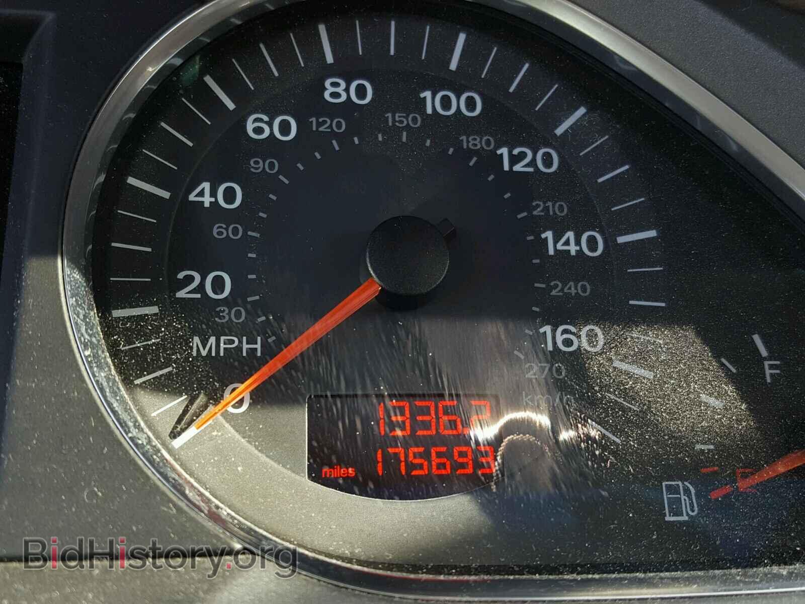 2005 AUDI A6 - VIN: WAUDG74F75N092302 - Фото 8