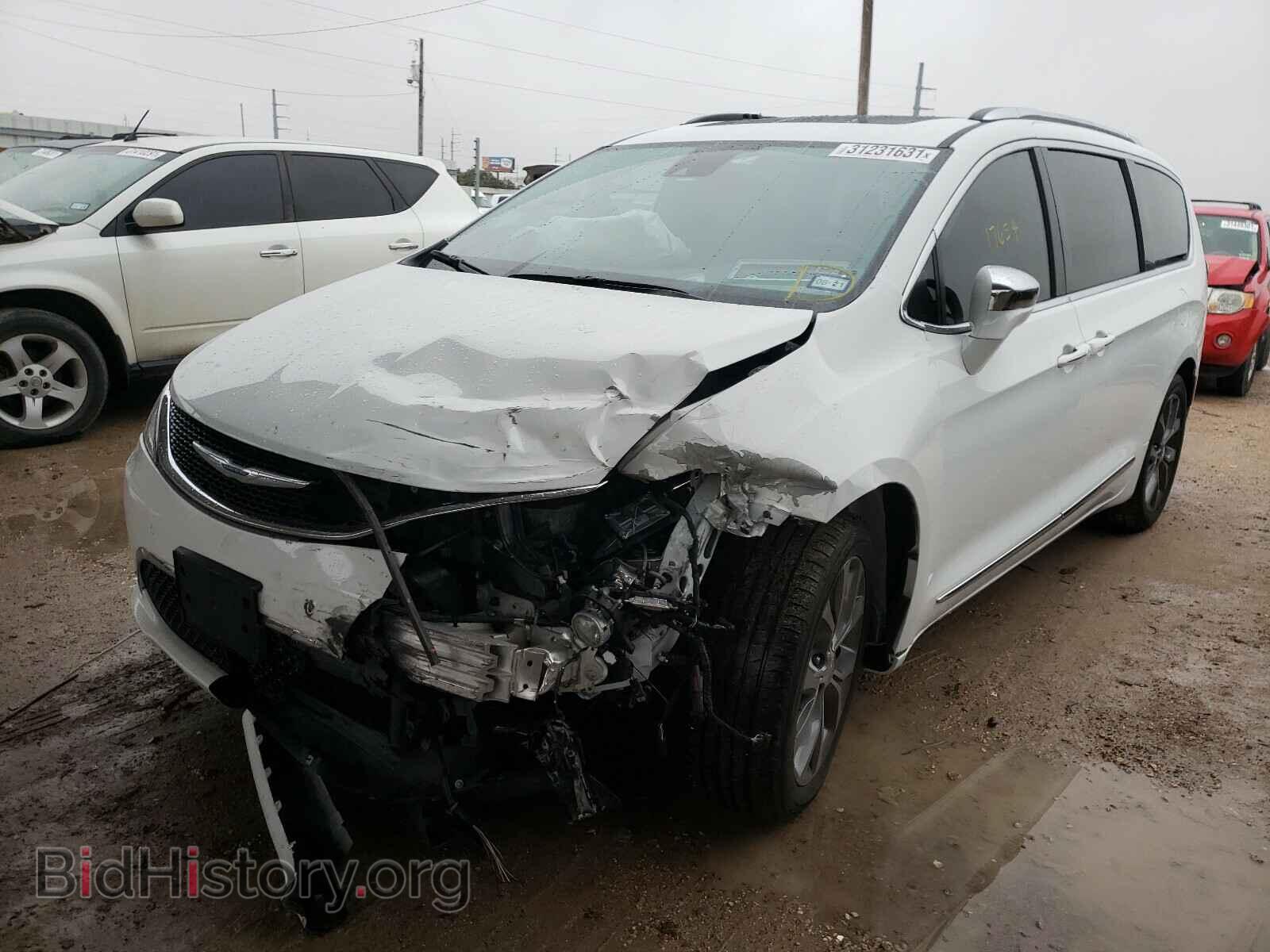 2018 CHRYSLER PACIFICA - VIN: 2C4RC1GG3JR260892 - Photo 2