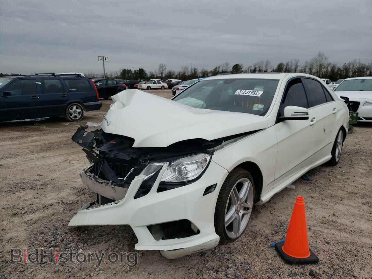 2011 MERCEDES-BENZ E-CLASS - VIN: WDDHF5GB1BA376084 - Фото 2