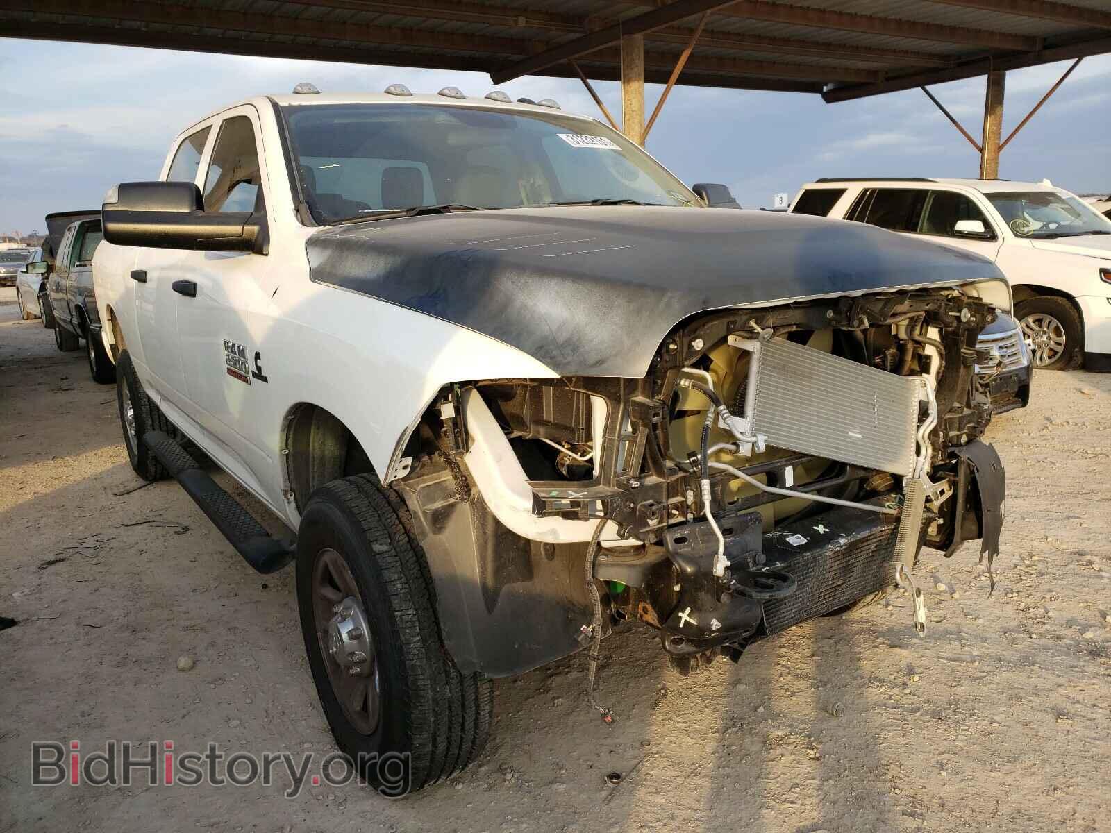 Photo 3C6UR5CL2JG366198 - RAM 2500 2018