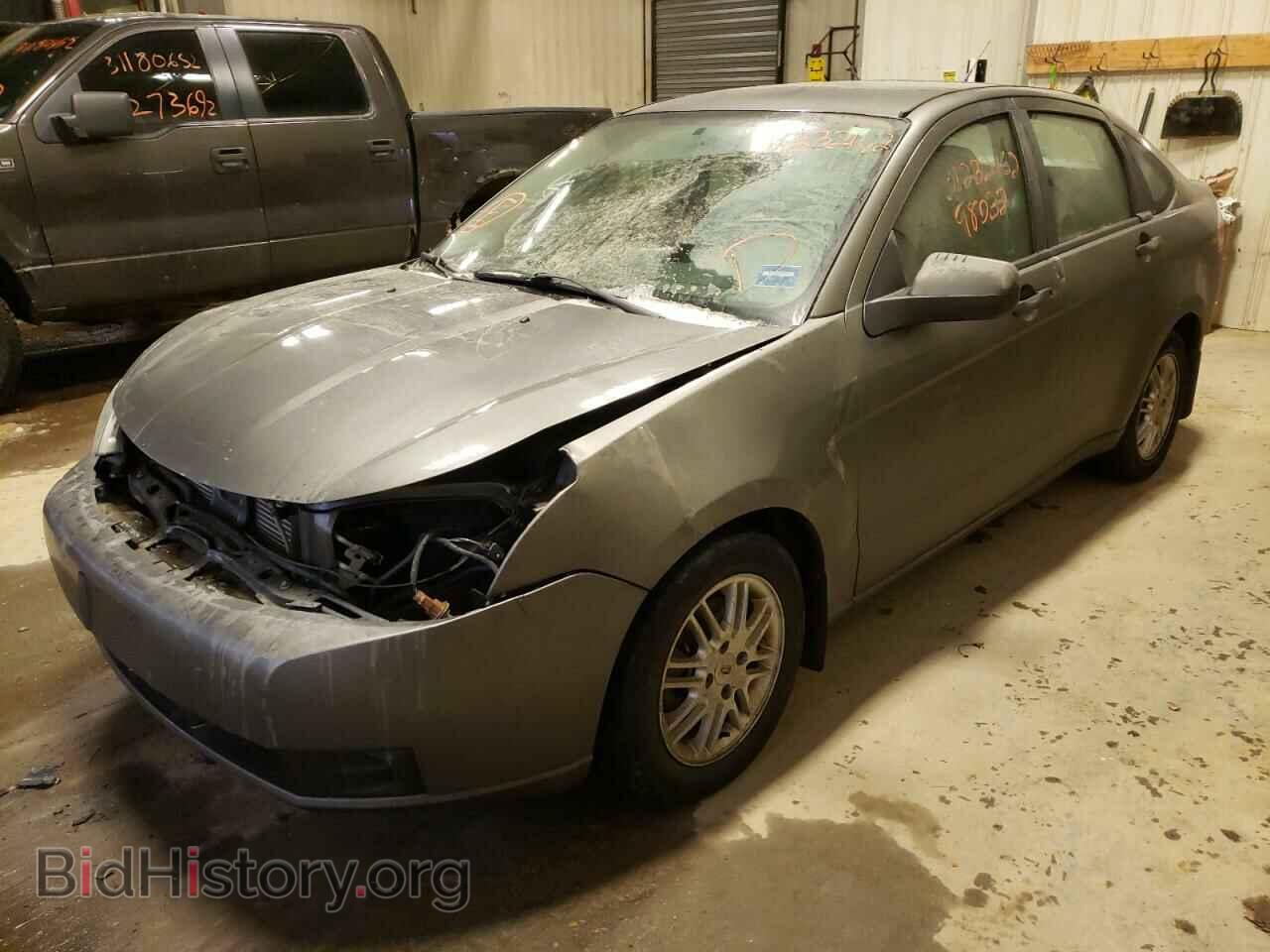 2009 FORD FOCUS - VIN: 1FAHP35N09W110602 - Фото 2