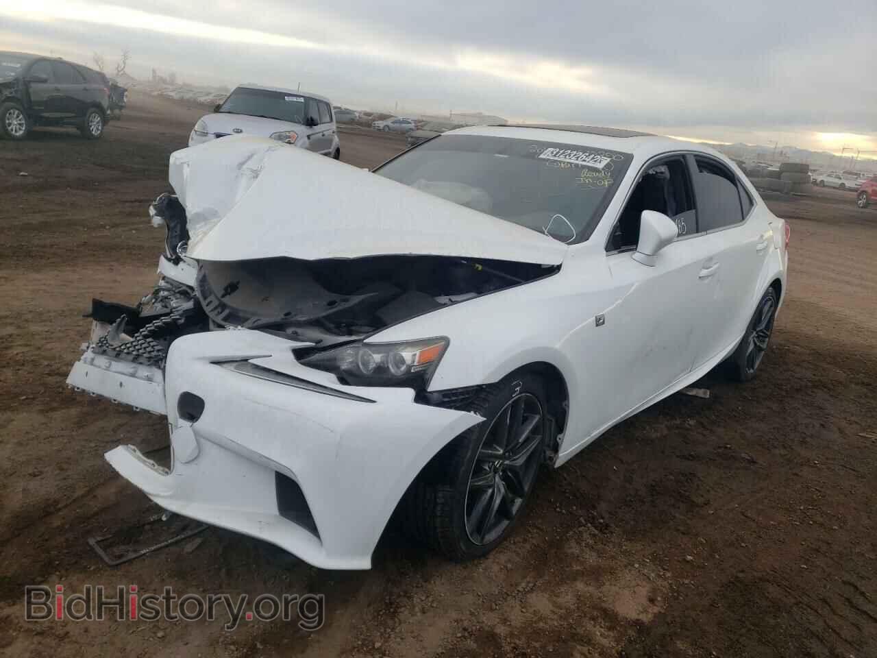 2014 LEXUS IS - VIN: JTHCF1D28E5013889 - Photo 2