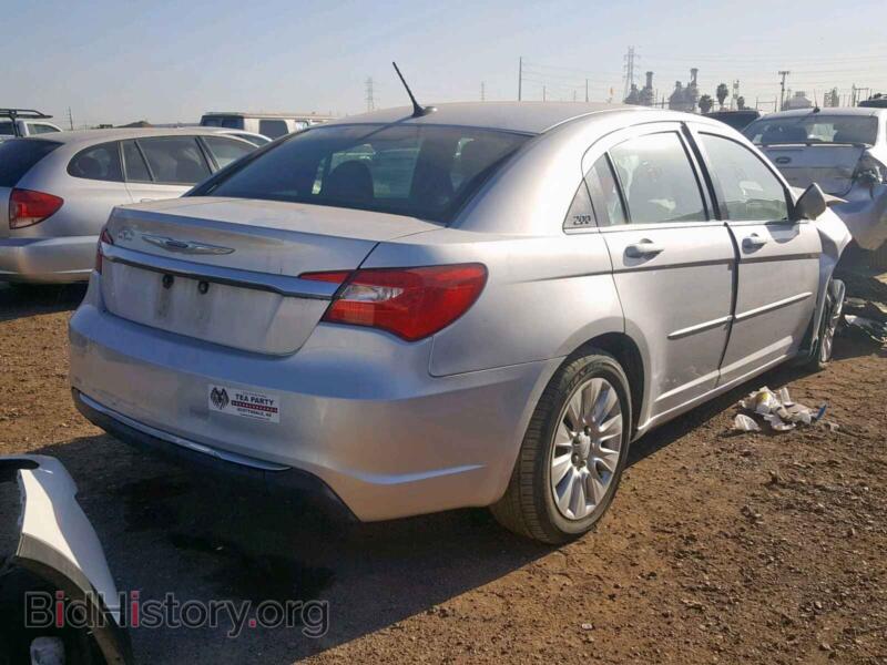 2012 Chrysler 200 (VIN 1C3CCBAB4CN203002) — photo 4 of 10