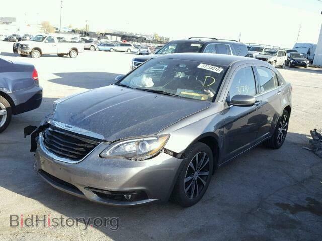 2013 CHRYSLER 200 - VIN: 1C3CCBBB1DN628046 - Фото 2