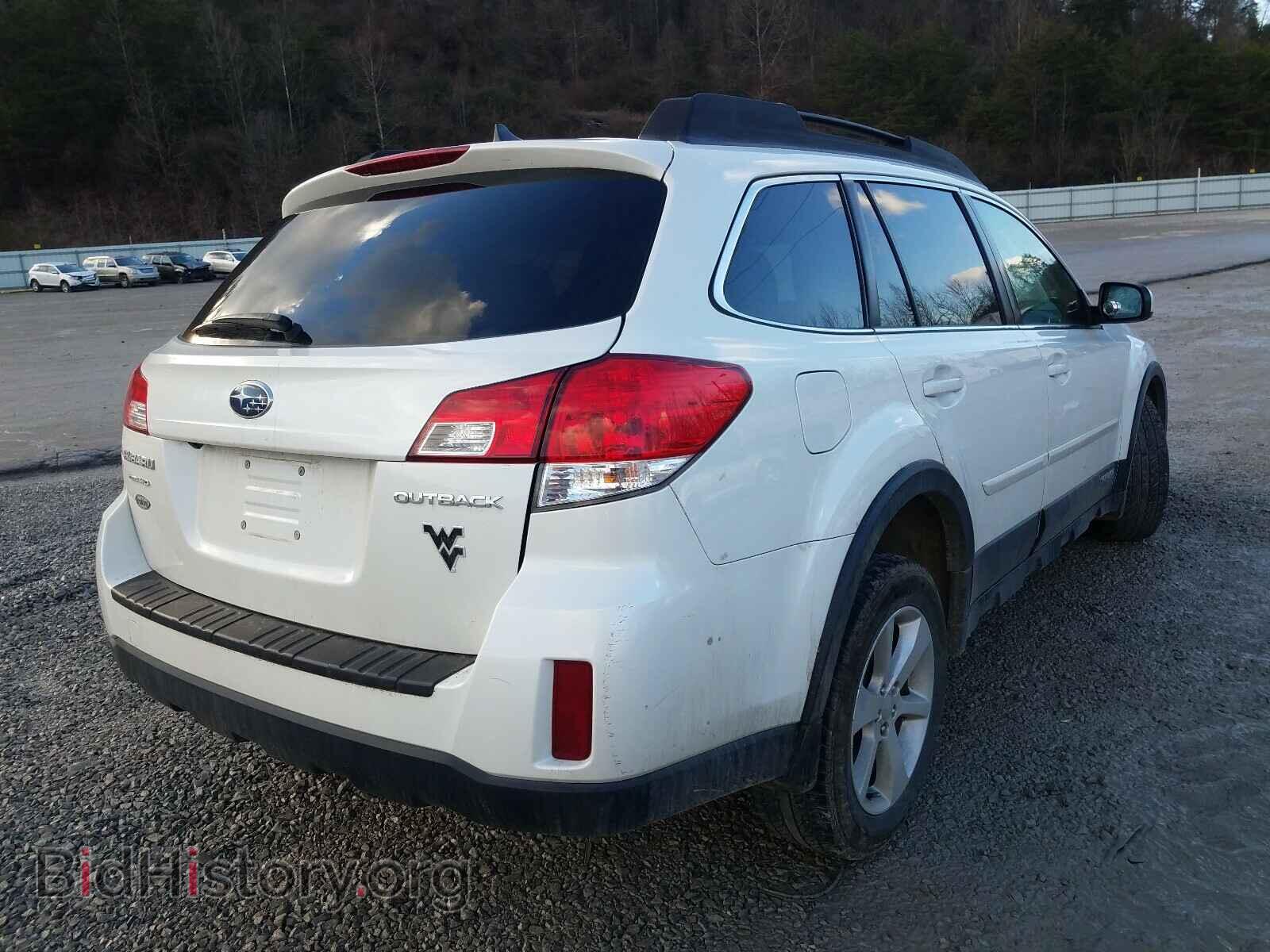 2014 SUBARU OUTBACK - VIN: 4S4BRCDC3E3313226 - Фото 4