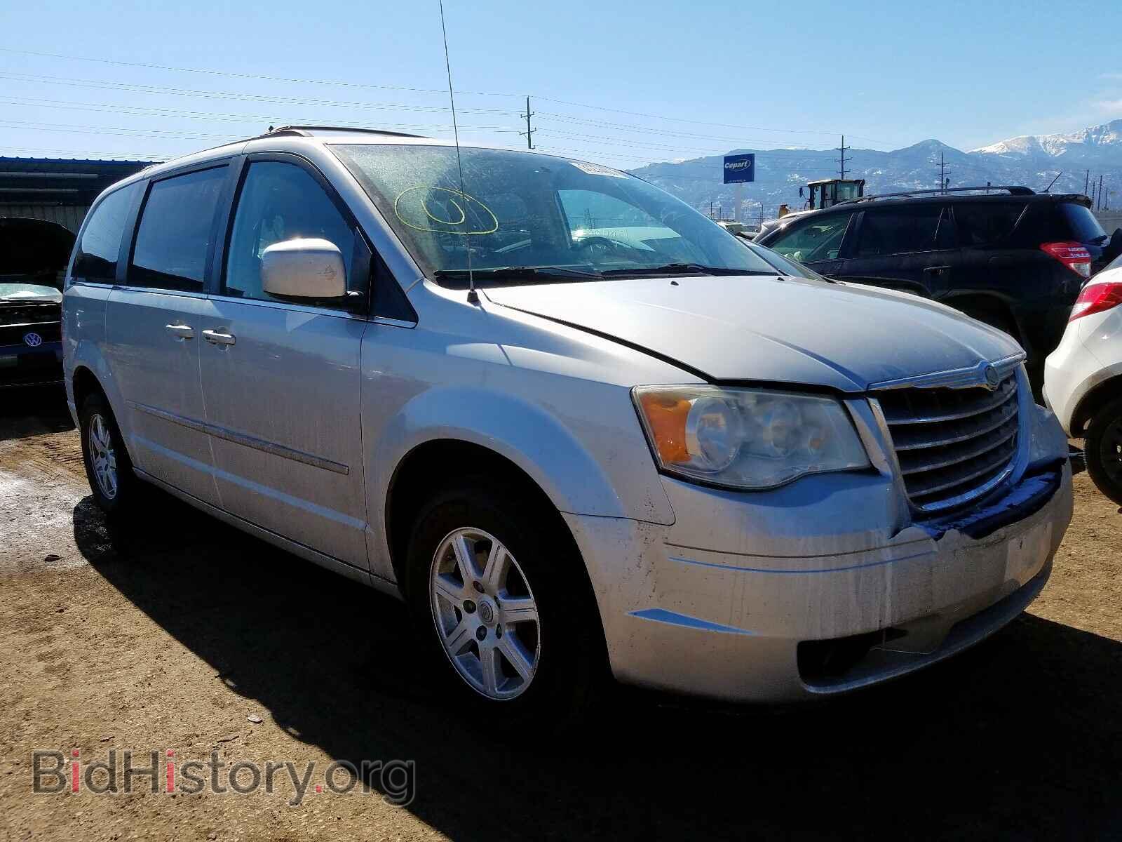 Фотография 2A4RR5DX2AR339443 - CHRYSLER TOWN & COU 2010