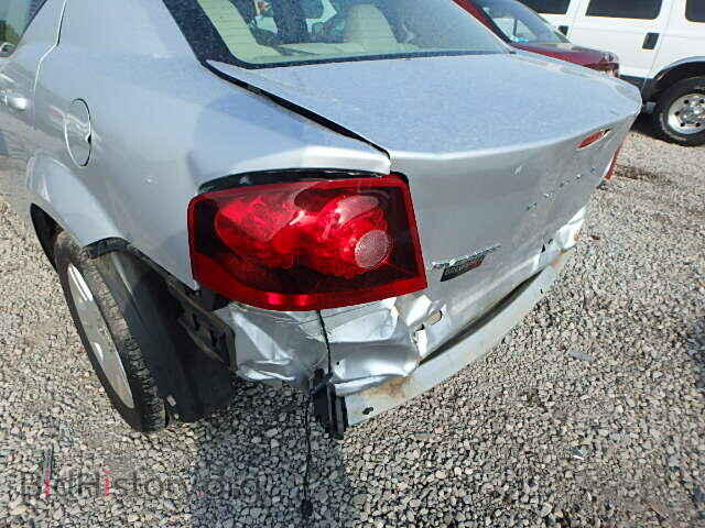 2011 DODGE AVENGER - VIN: 1B3BD4FBXBN502325 - Фото 9