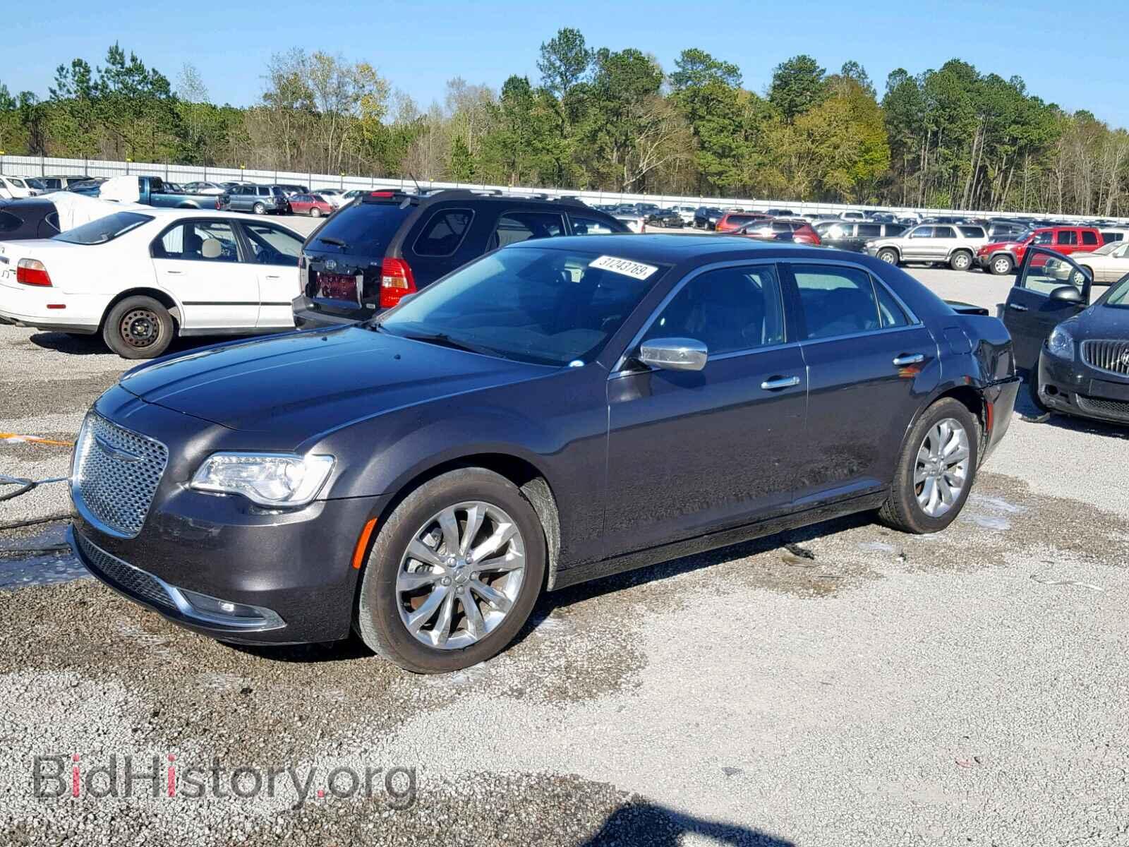 2016 CHRYSLER 300 - VIN: 2C3CCAKG7GH190992 - Photo 2