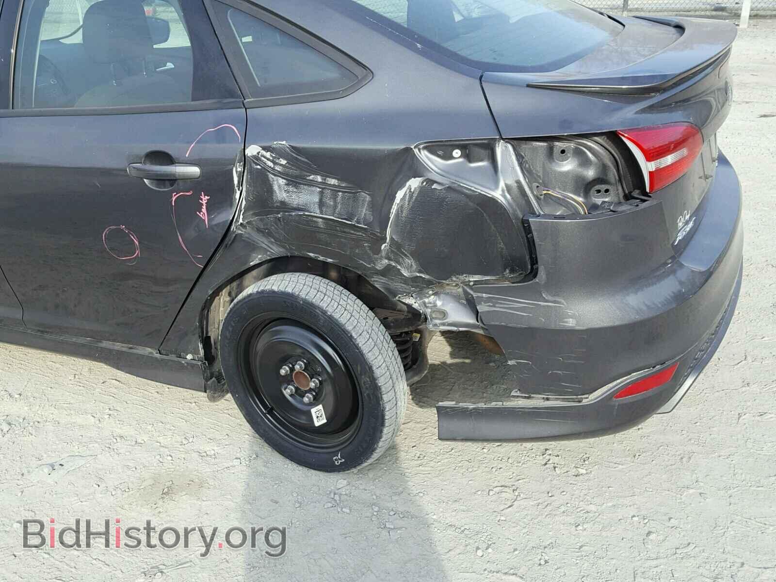 2016 FORD FOCUS - VIN: 1FADP3F2XGL357420 - Photo 9