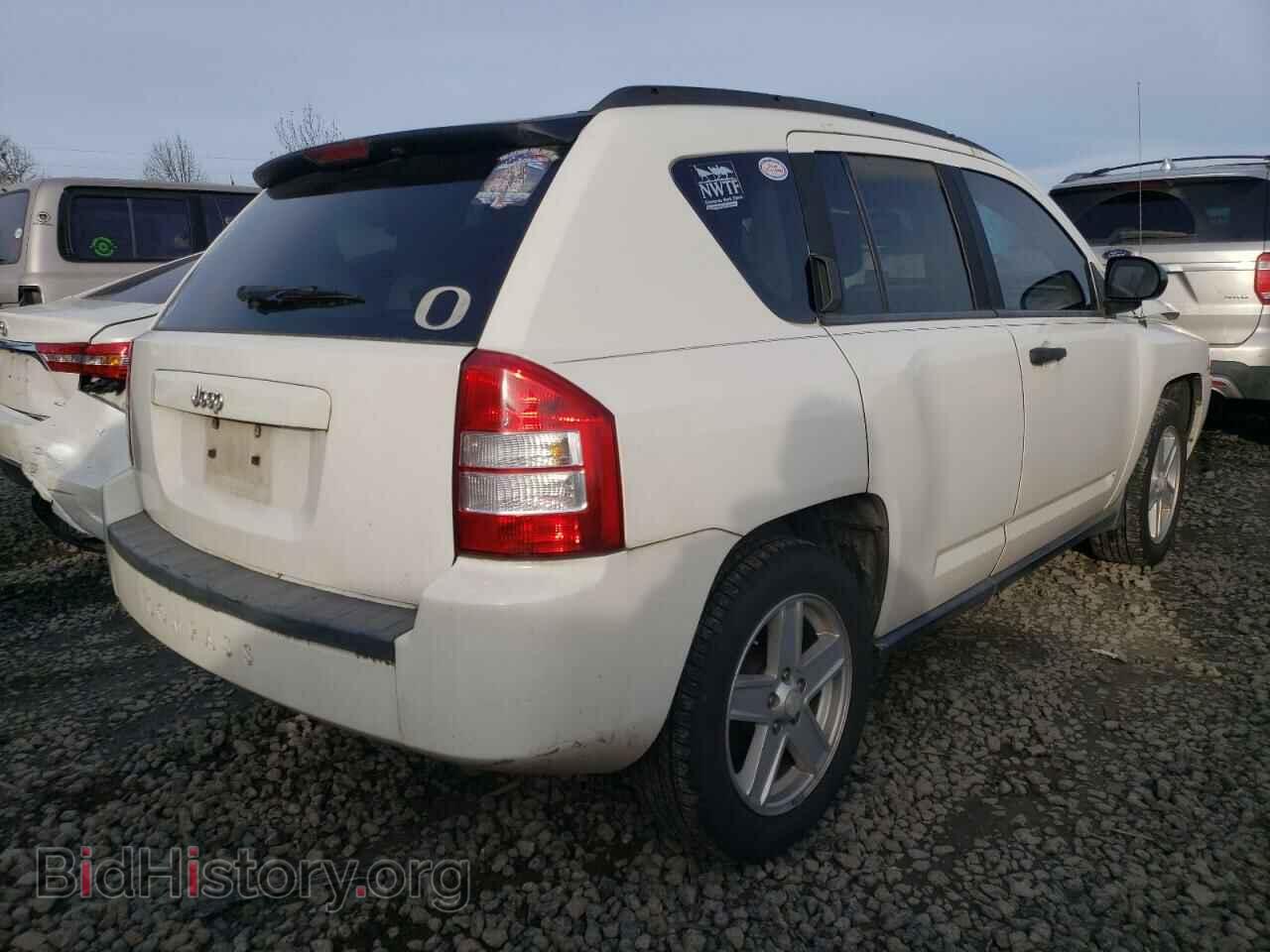 2007 JEEP COMPASS - VIN: 1J8FT47W37D158573 - Photo 4