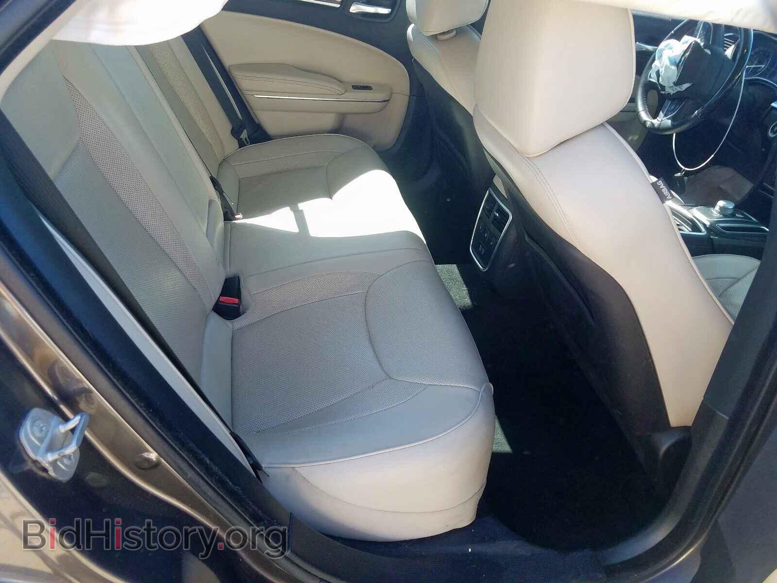 2015 CHRYSLER 300 - VIN: 2C3CCAKG0FH736434 - Фото 6