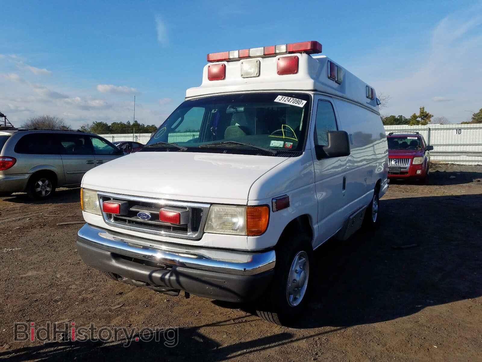 2003 FORD ECONOLINE - VIN: 1FDSS34F33HB28074 - Photo 2
