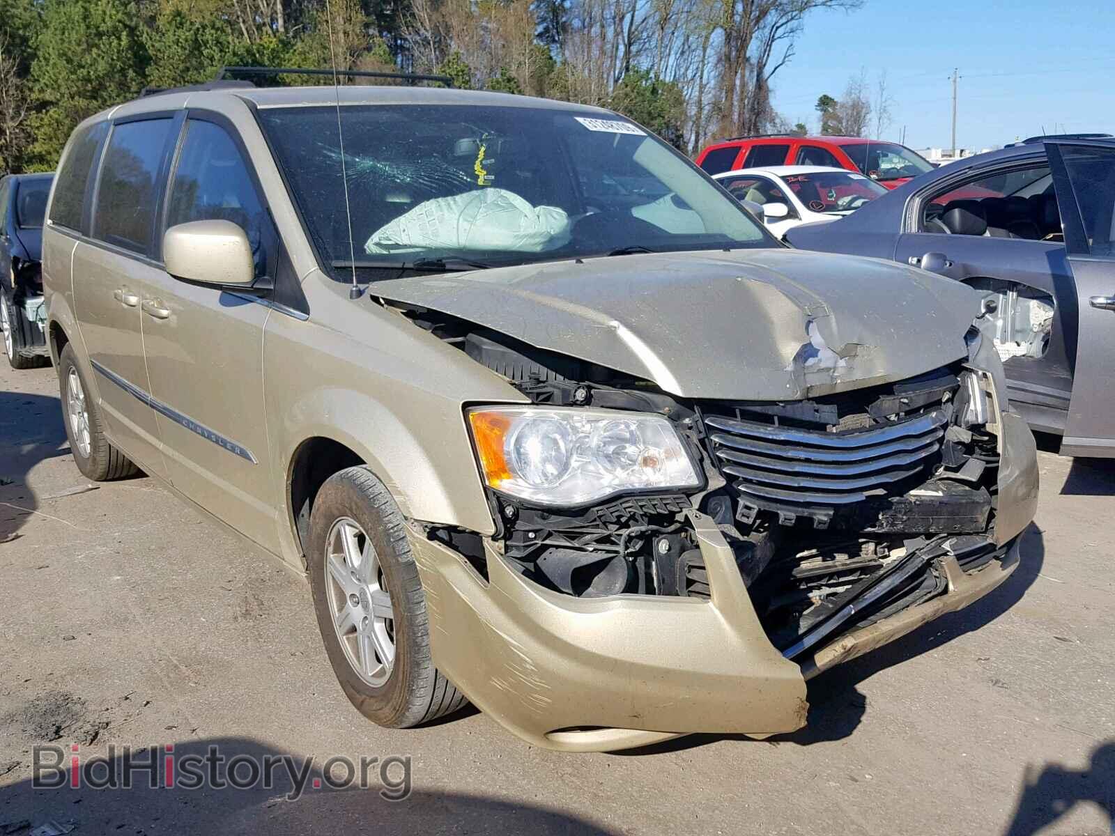 Photo 2A4RR5DG4BR720034 - CHRYSLER TOWN & COU 2011