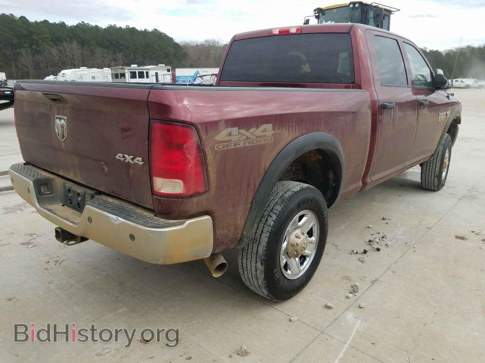 2018 RAM 2500 - VIN: 3C6UR5CL0JG125529 - Photo 4