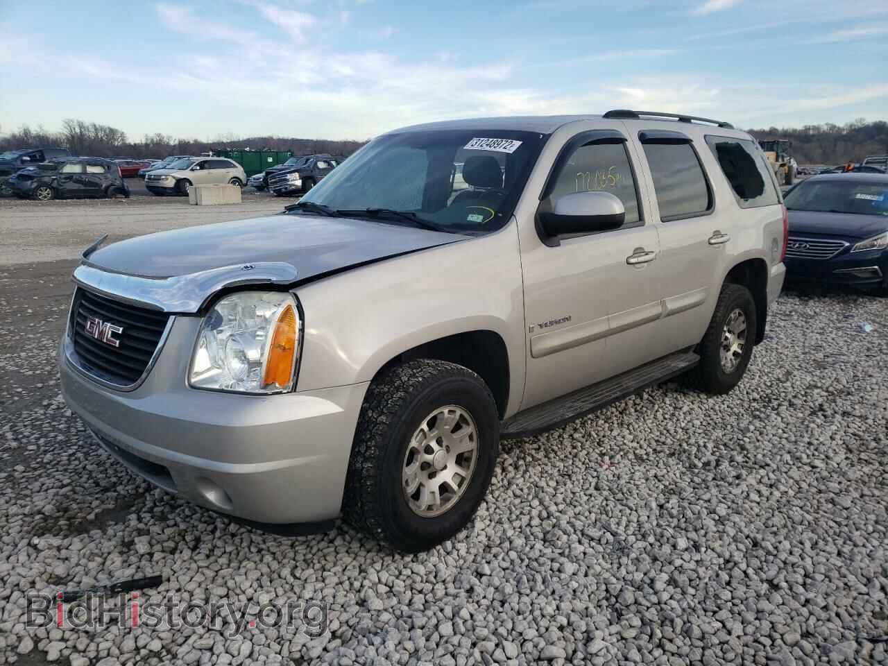 2007 GMC YUKON - VIN: 1GKFK13097J291225 - Фото 2