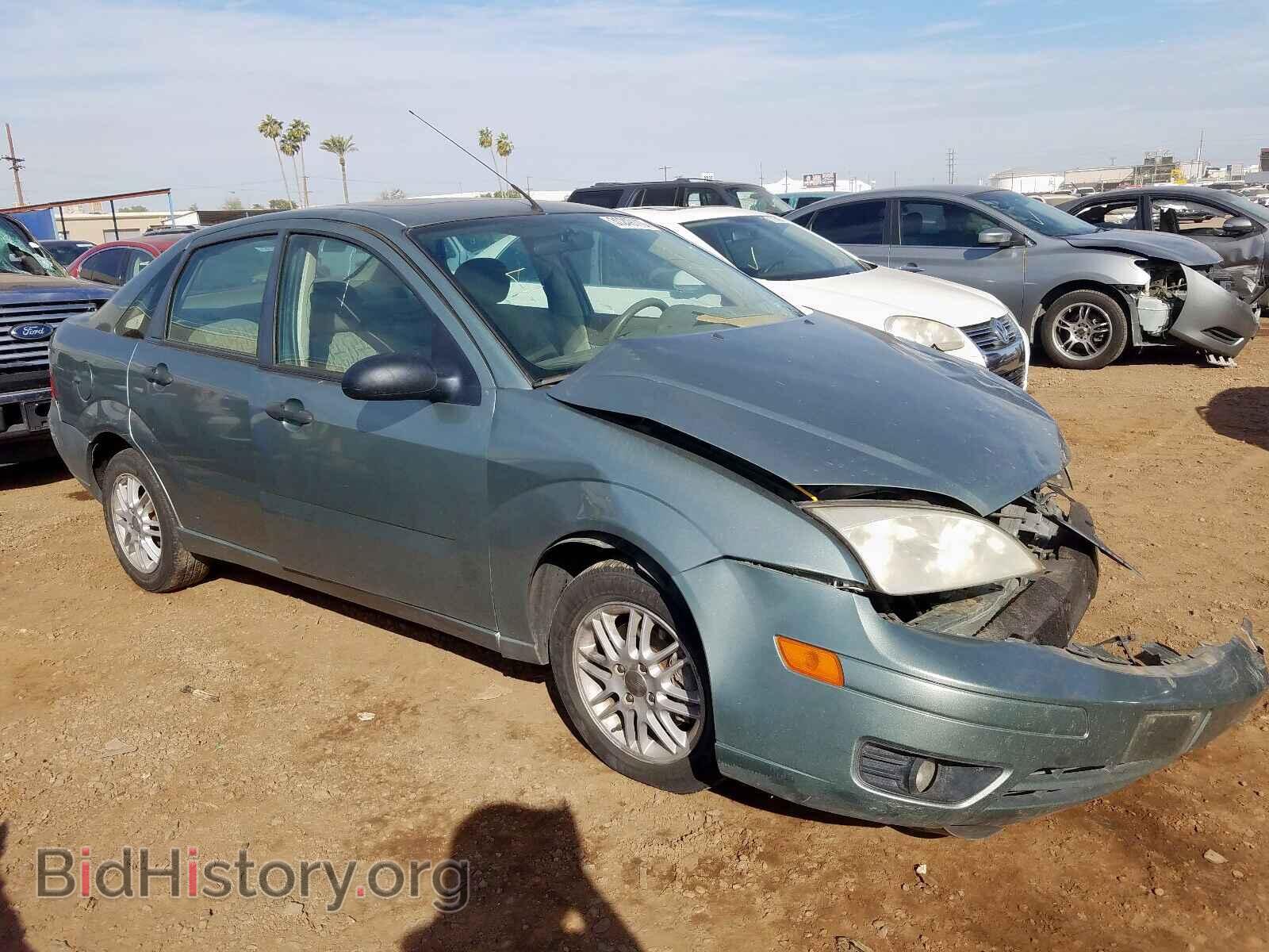Фотография 1FAFP34N45W138678 - FORD FOCUS 2005