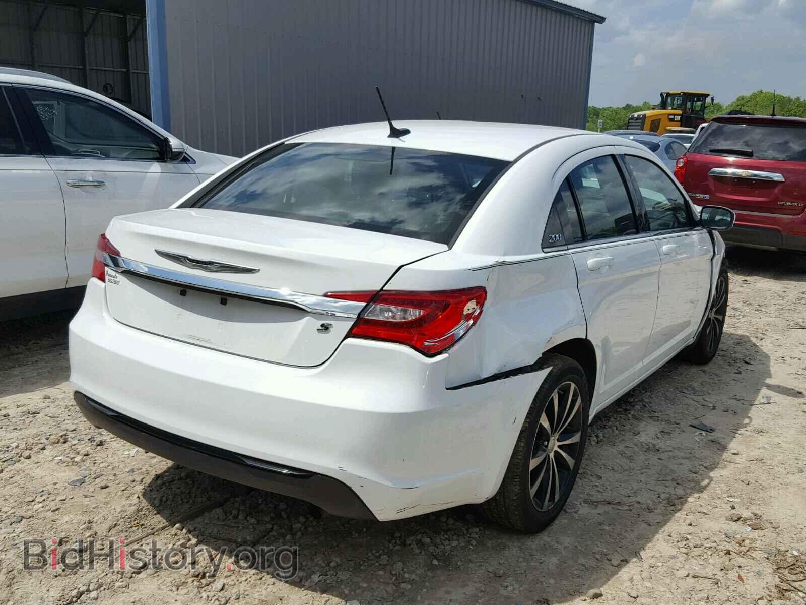 2013 CHRYSLER 200 - VIN: 1C3CCBBB5DN570975 - Фото 4