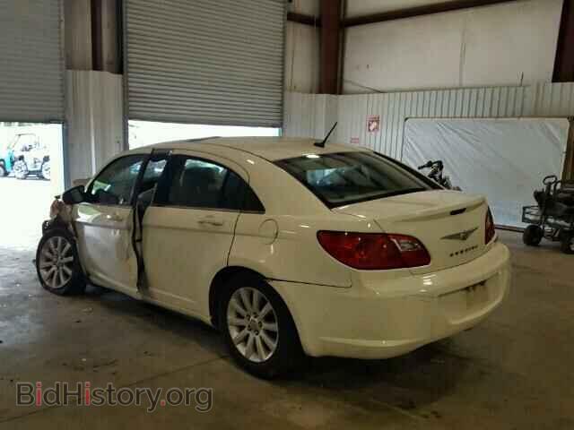 2010 CHRYSLER SEBRING - VIN: 1C3CC5FB8AN208288 - Фото 3