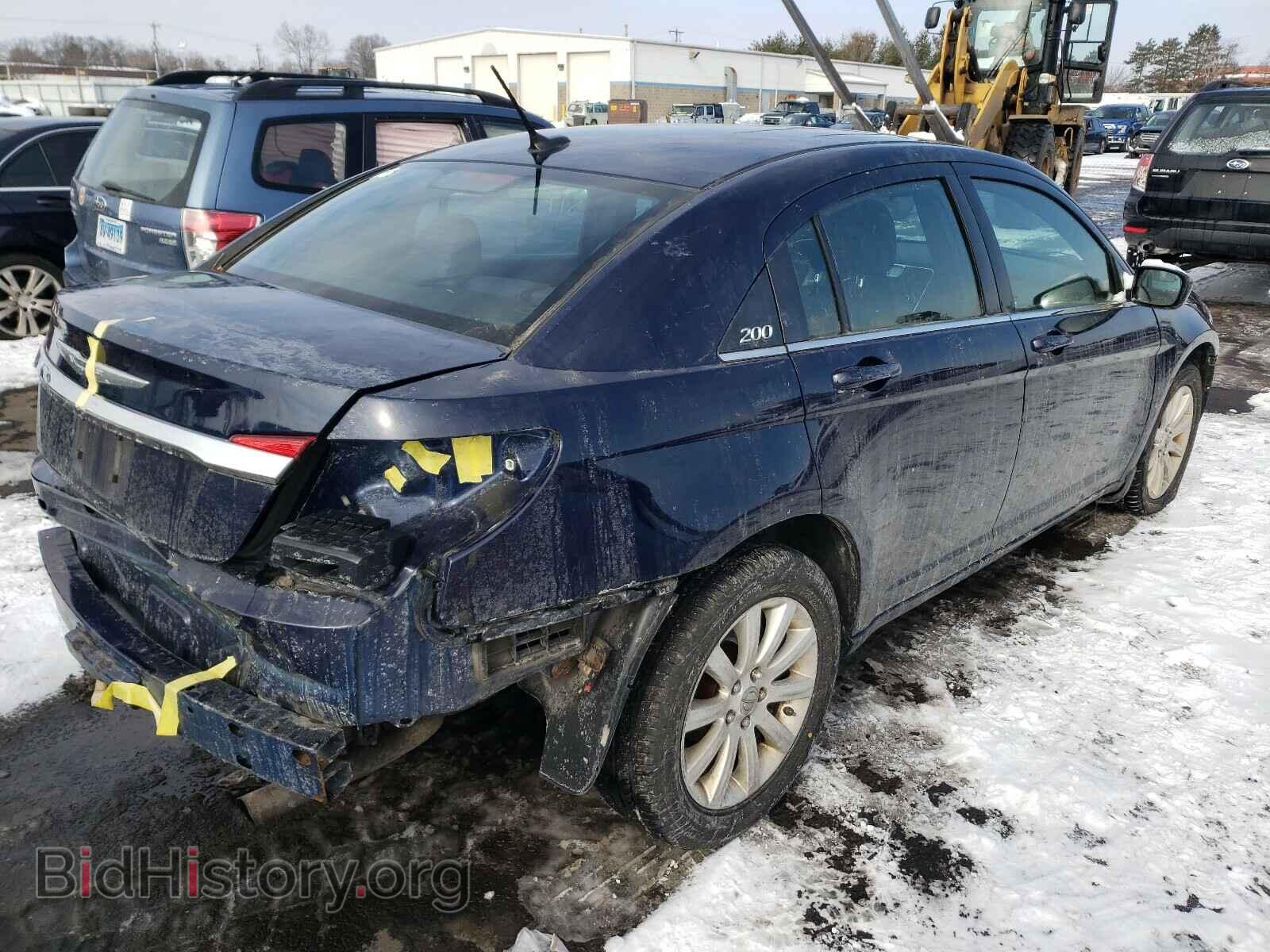 2013 CHRYSLER 200 - VIN: 1C3CCBBB8DN651579 - Фото 4