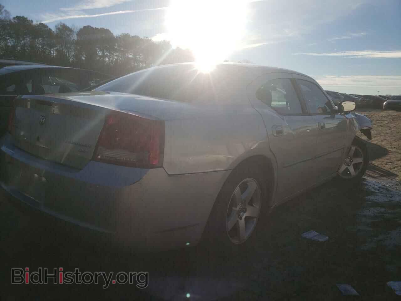 2010 DODGE CHARGER - VIN: 2B3CA3CV4AH214233 - Фото 4