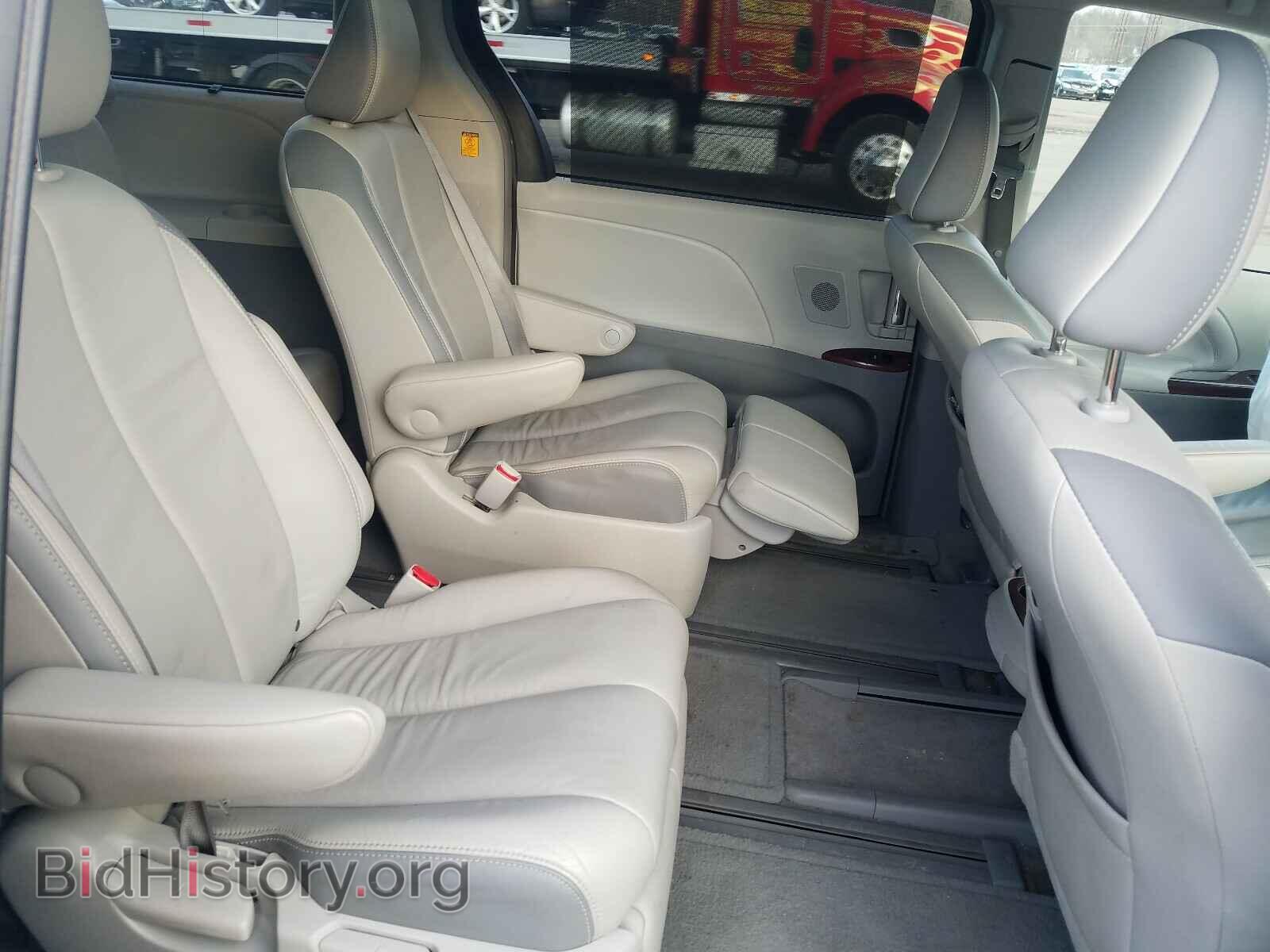 2013 TOYOTA SIENNA - VIN: 5TDDK3DC8DS063822 - Фото 6