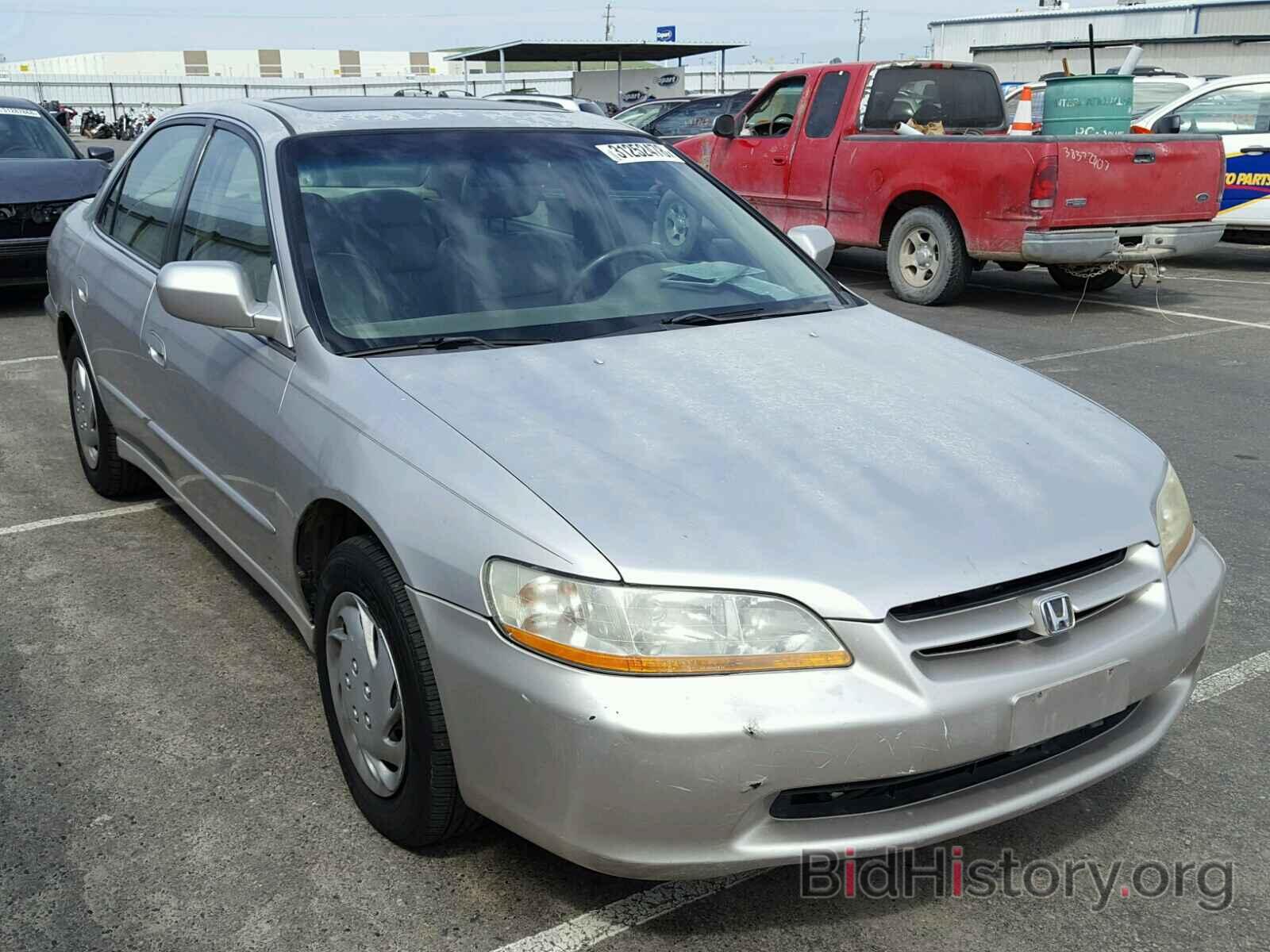 Photo 1HGCG1656XA042115 - HONDA ACCORD 1999