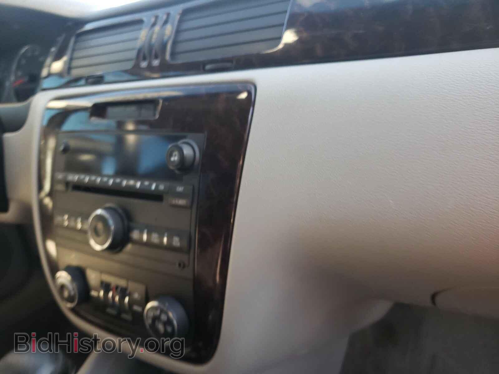 2012 CHEVROLET IMPALA - VIN: 2G1WB5E37C1142500 - Фото 9