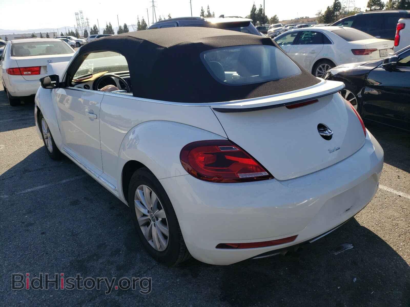 2018 VOLKSWAGEN BEETLE - VIN: 3VW5DAAT1JM514976 - Фото 3