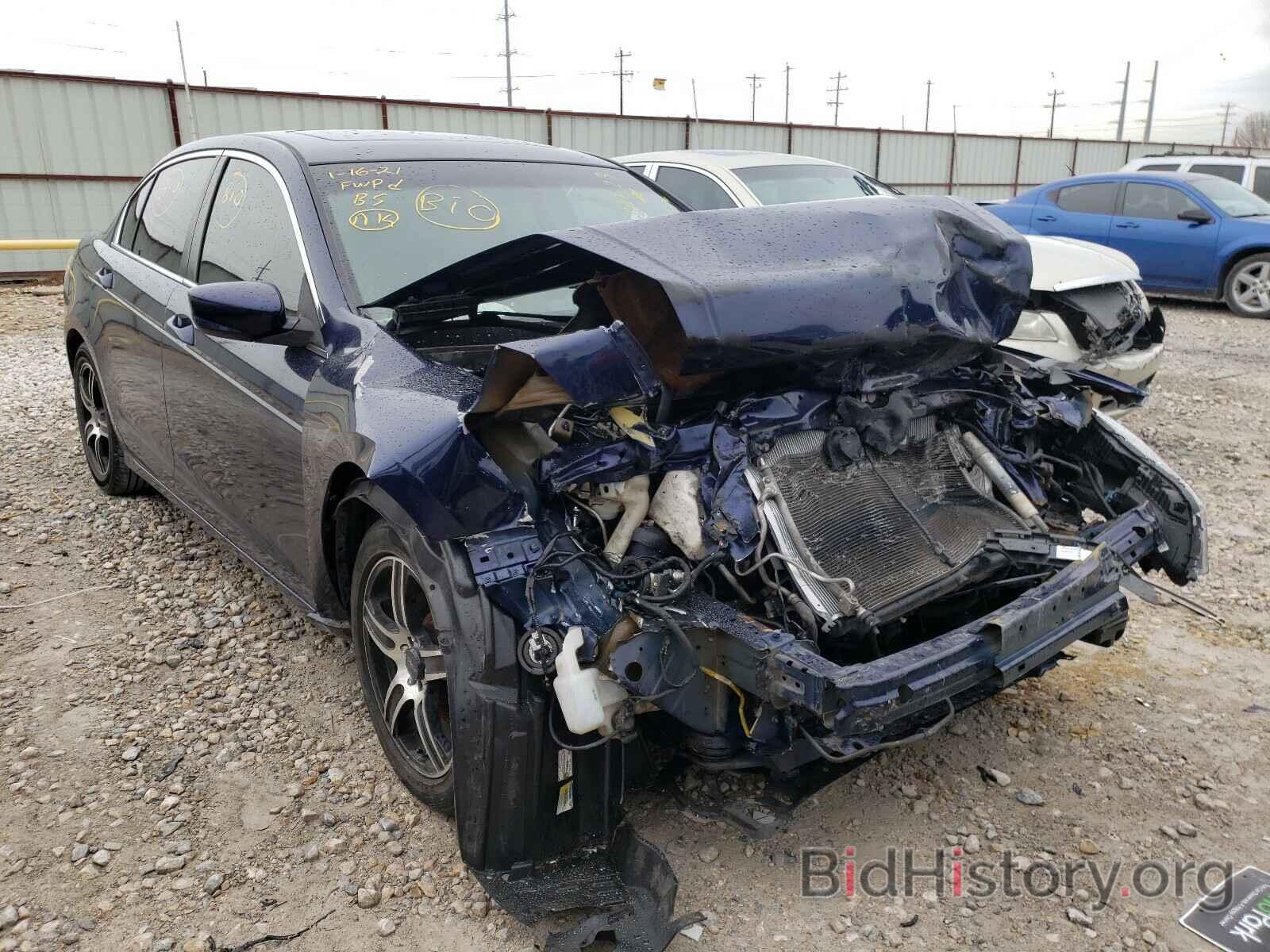 Photo 1HGCP26838A047323 - HONDA ACCORD 2008