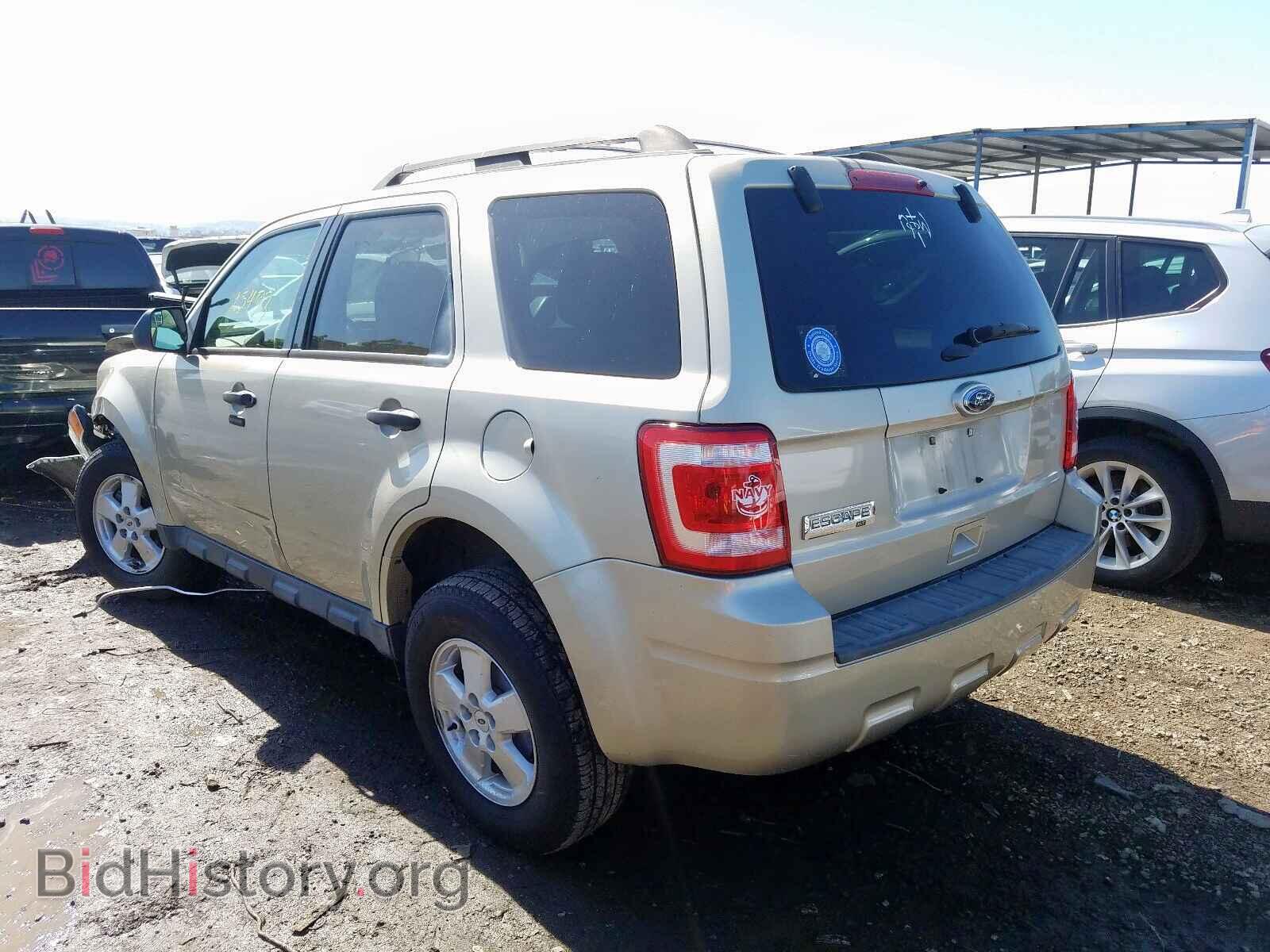 2011 FORD ESCAPE - VIN: 1FMCU0D76BKA92937 - Фото 3