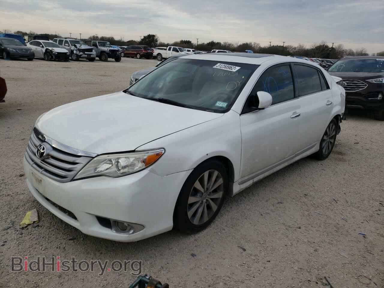 2011 TOYOTA AVALON - VIN: 4T1BK3DB8BU438045 - Фото 2