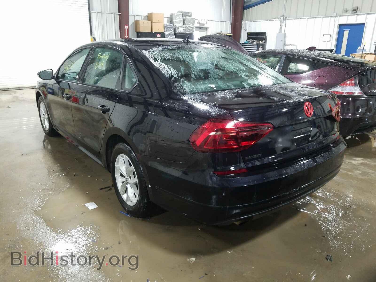 2017 VOLKSWAGEN PASSAT - VIN: 1VWAT7A35HC065799 - Фото 3