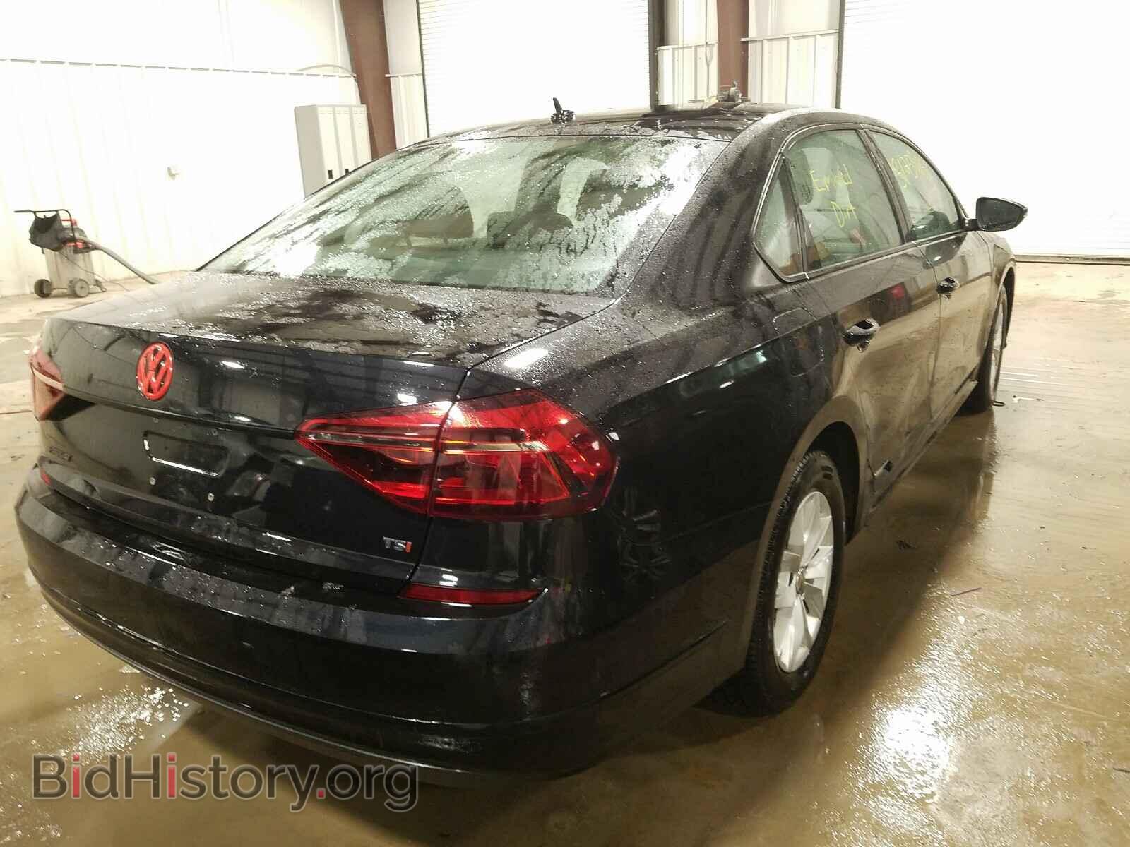 2017 VOLKSWAGEN PASSAT - VIN: 1VWAT7A35HC065799 - Фото 4
