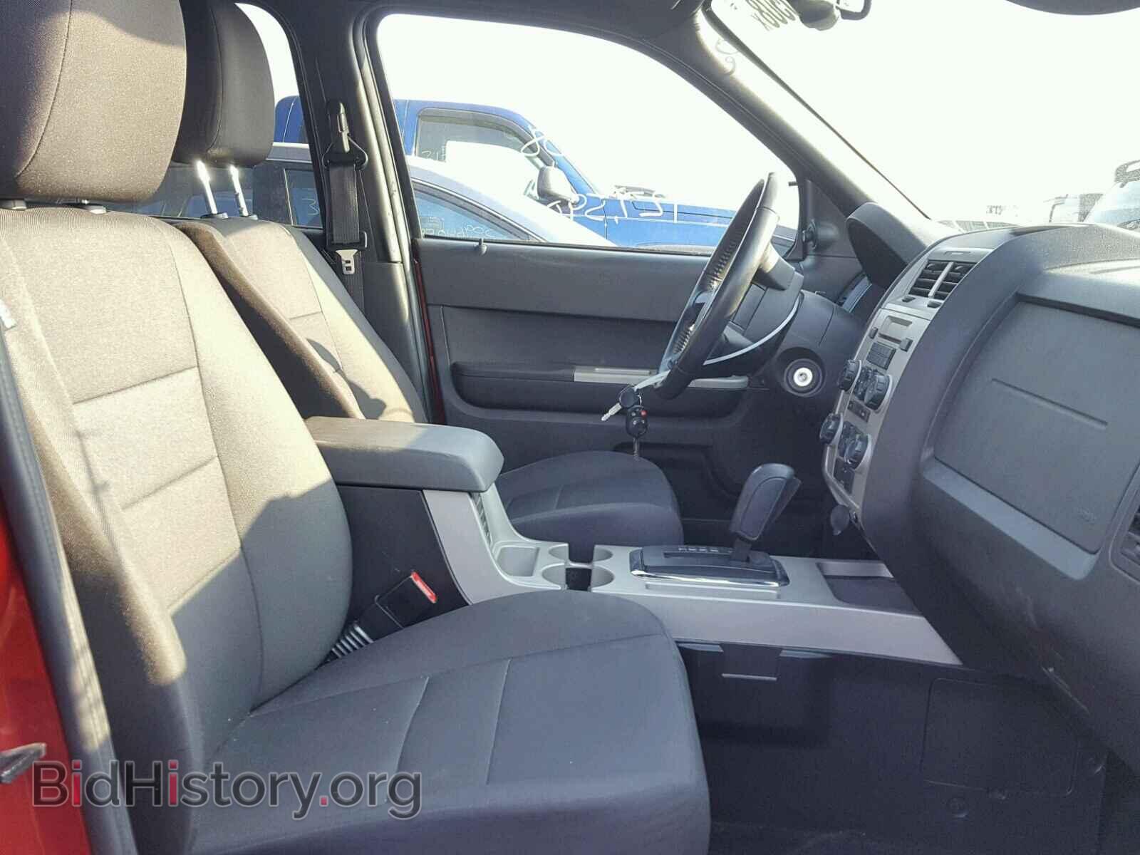 2011 FORD ESCAPE - VIN: 1FMCU0D75BKB11025 - Photo 5