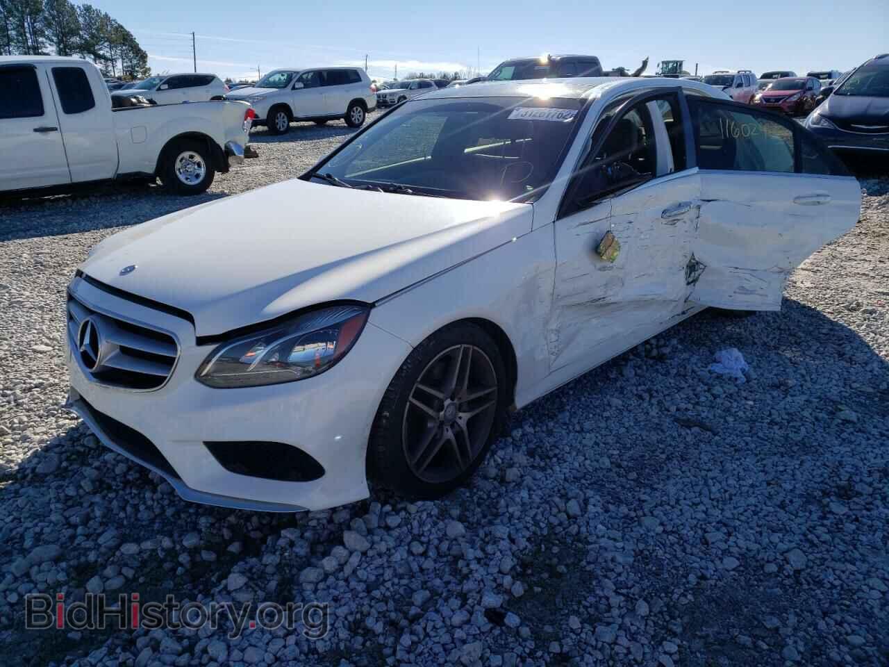 2014 MERCEDES-BENZ E-CLASS - VIN: WDDHF5KB0EA945020 - Фото 2