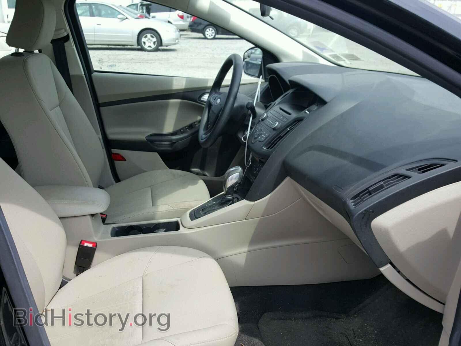 2016 FORD FOCUS - VIN: 1FADP3F24GL385018 - Photo 5