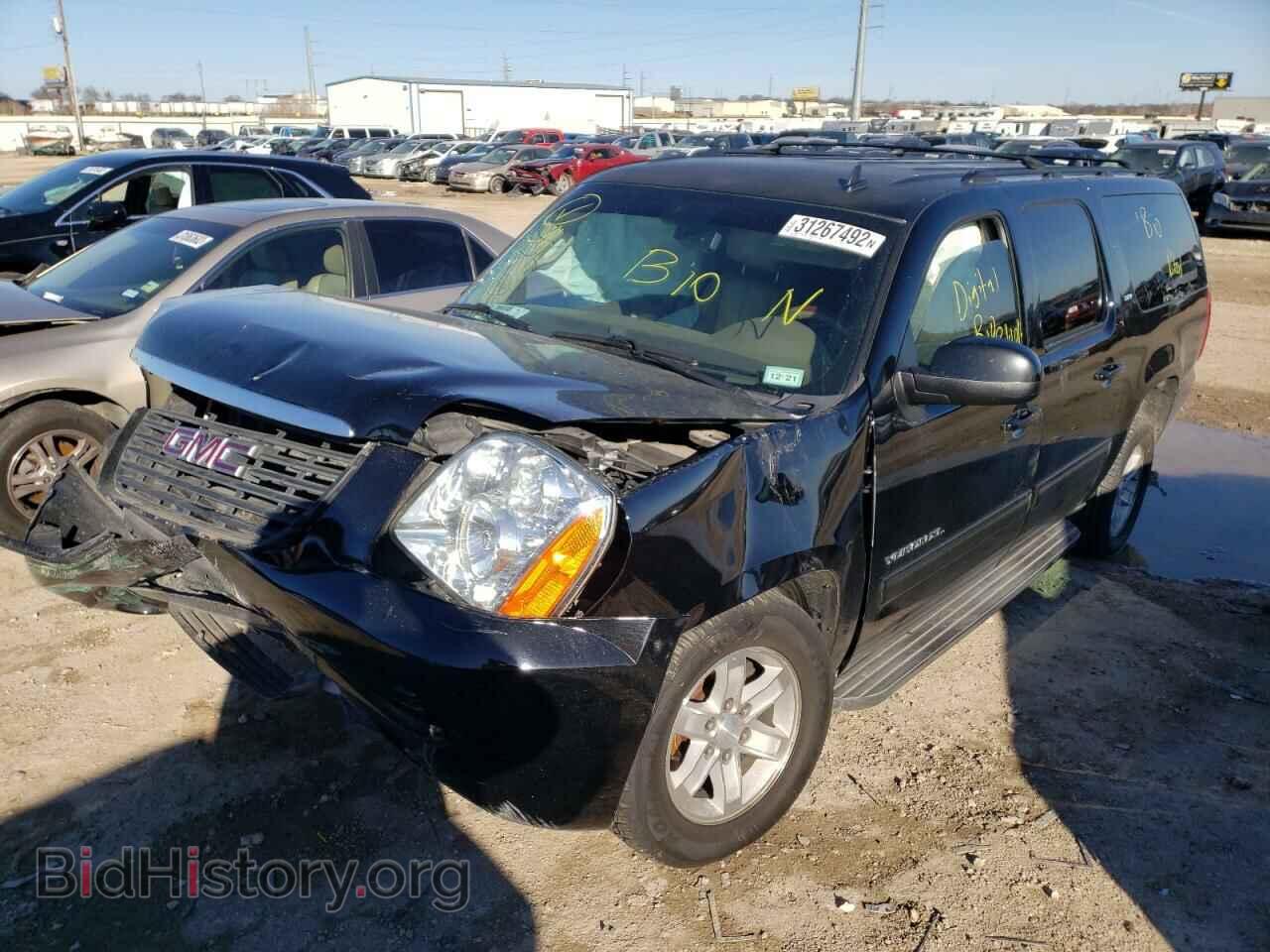 2014 GMC YUKON - VIN: 1GKS1KE01ER242586 - Фото 2