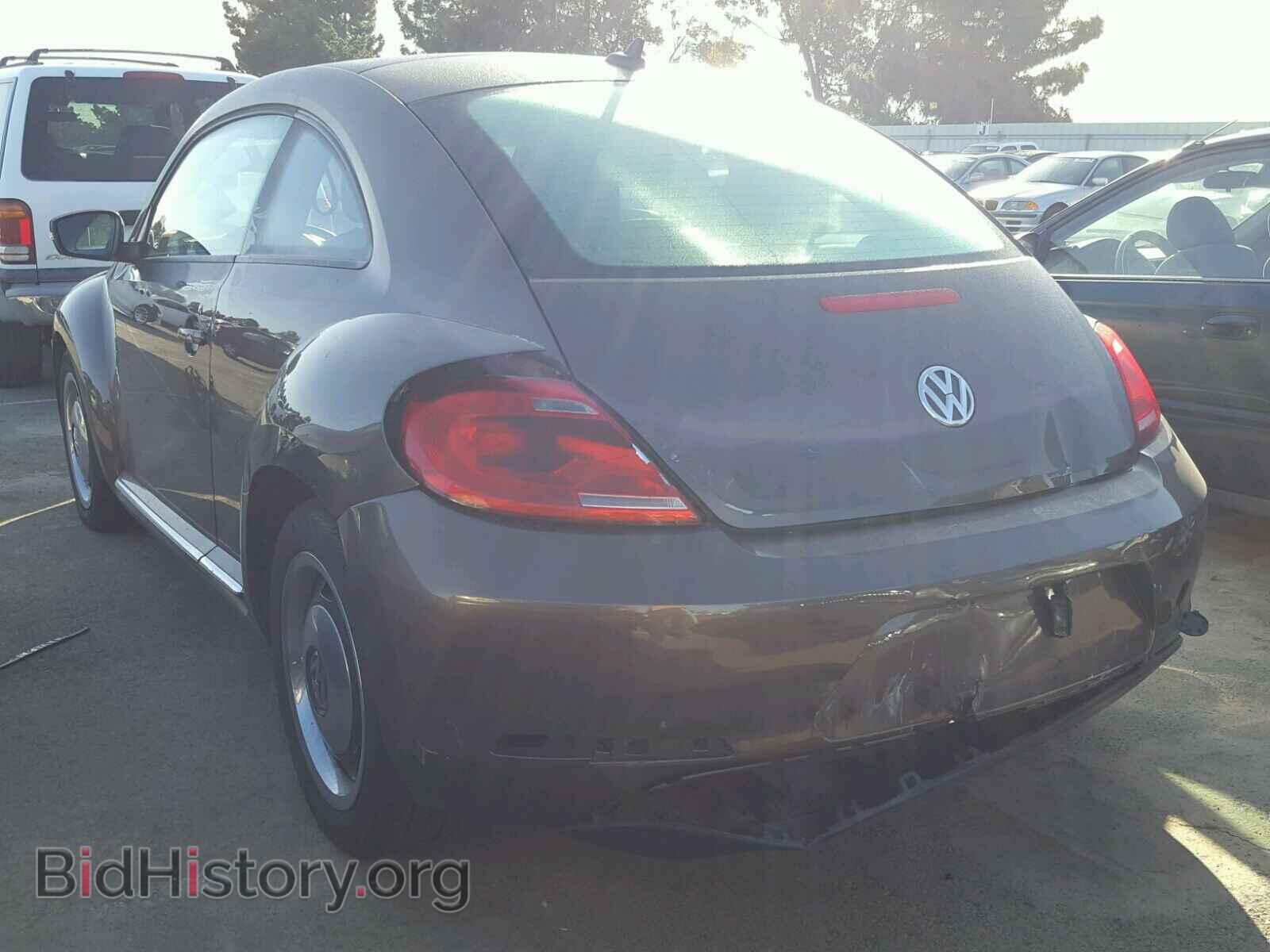 2012 VOLKSWAGEN BEETLE - VIN: 3VWJP7AT2CM664011 - Фото 3