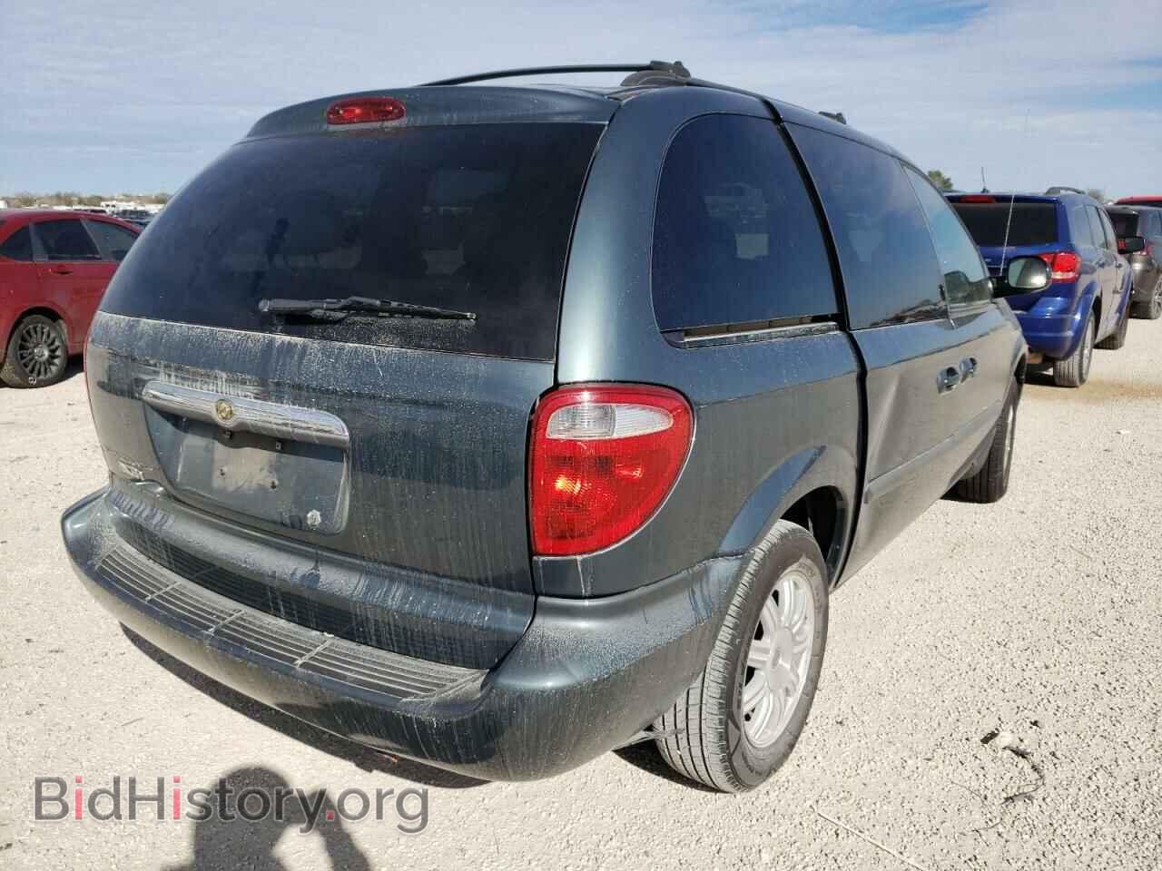 2006 CHRYSLER MINIVAN - VIN: 1A4GP45RX6B627790 - Фото 4