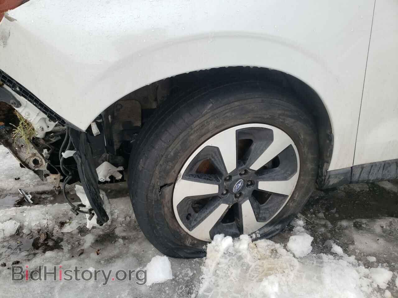 2017 SUBARU FORESTER - VIN: JF2SJAEC9HH483646 - Фото 9