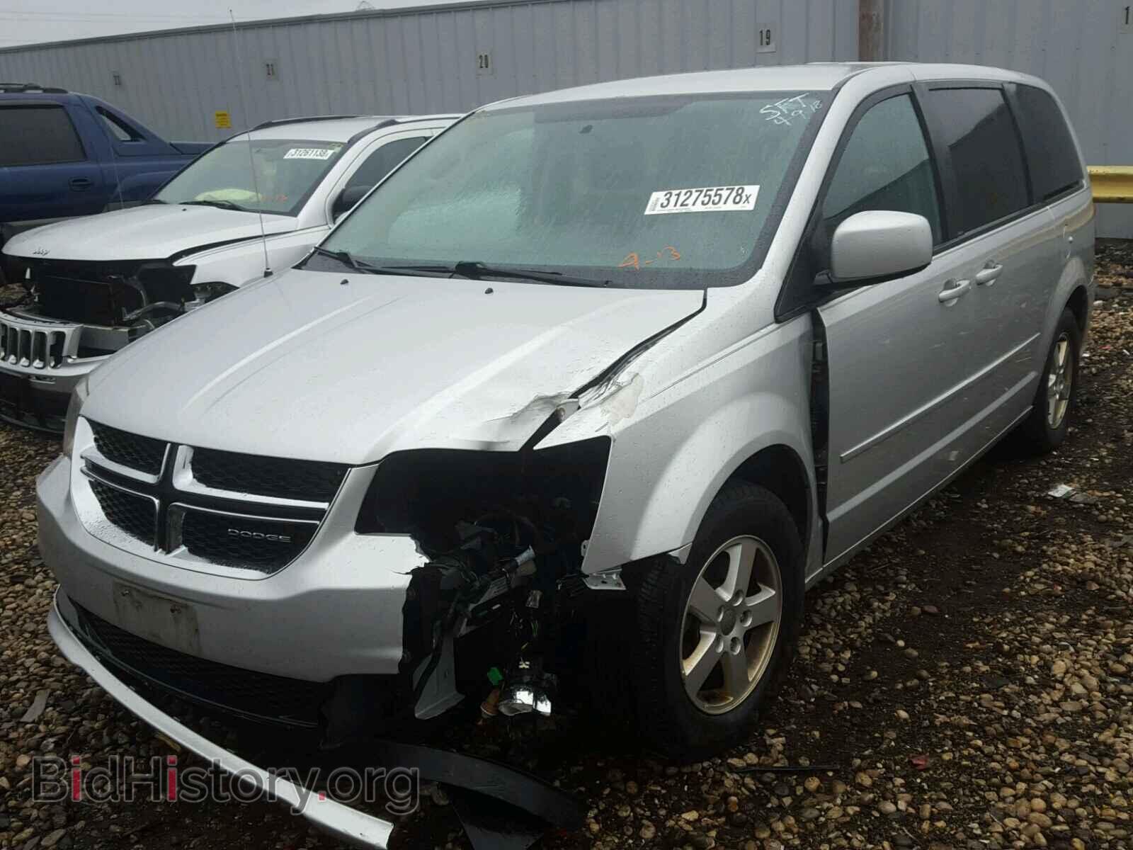 2011 DODGE CARAVAN - VIN: 2D4RN3DG3BR627370 - Photo 2
