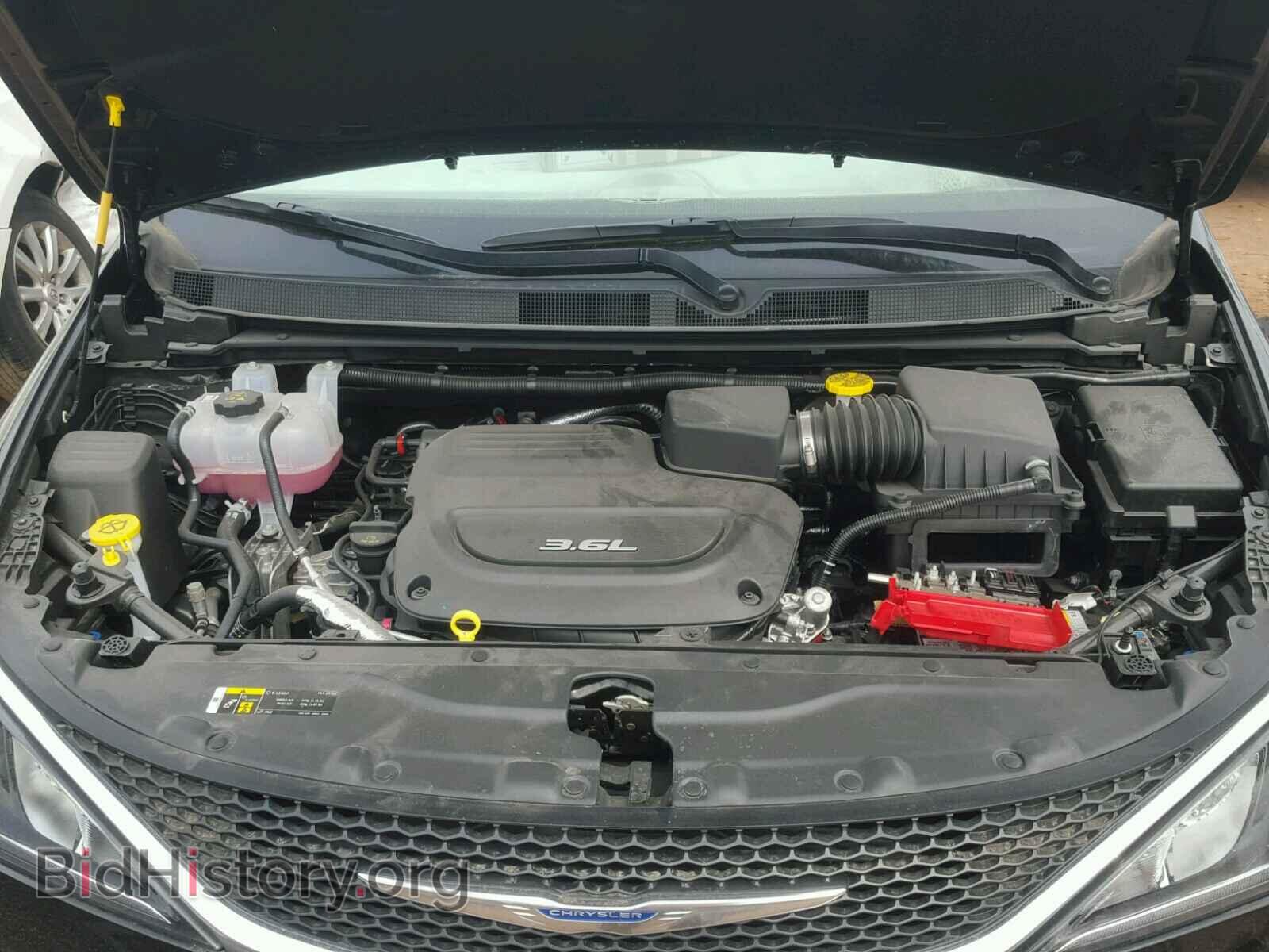 2018 CHRYSLER PACIFICA - VIN: 2C4RC1BG9JR114102 - Фото 7