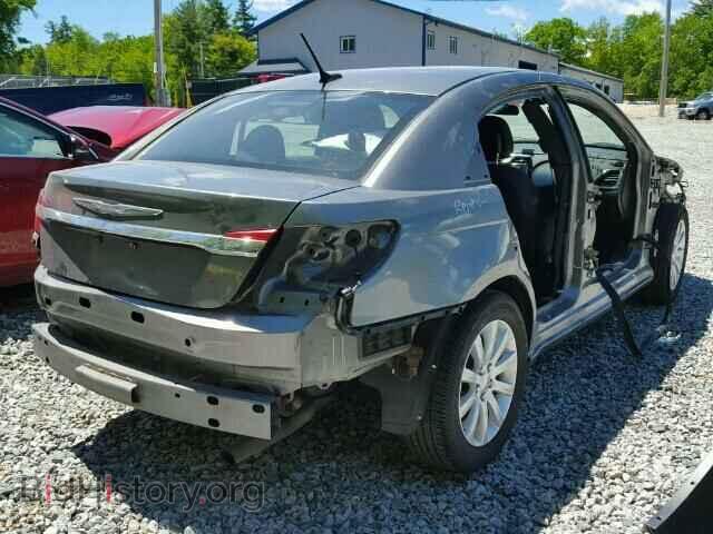 2013 CHRYSLER 200 - VIN: 1C3CCBBB7DN666395 - Фото 4