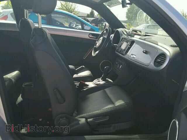 2013 VOLKSWAGEN BEETLE - VIN: 3VWJP7AT1DM604495 - Фото 5