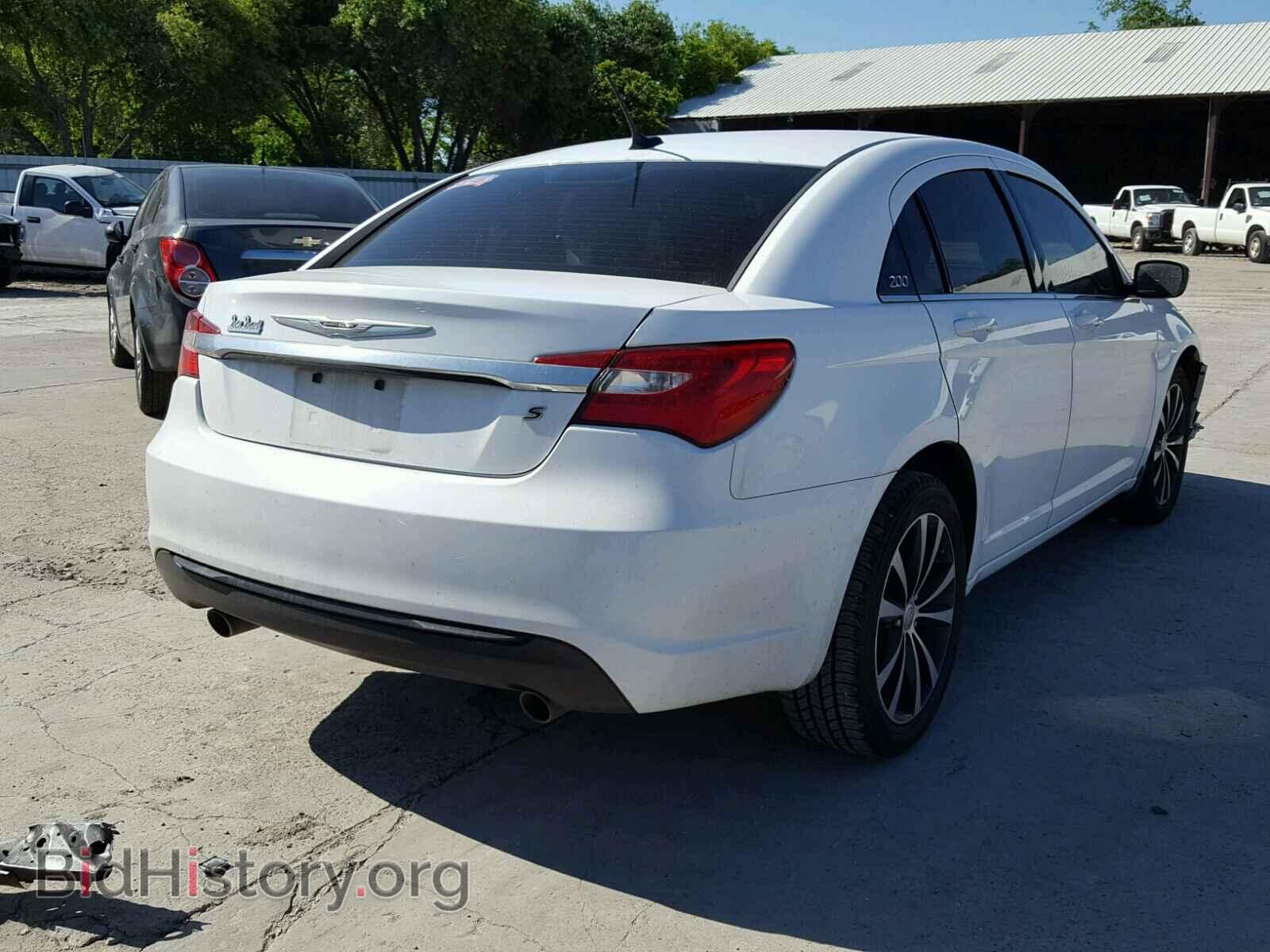 2013 CHRYSLER 200 - VIN: 1C3CCBBG0DN720387 - Фото 4