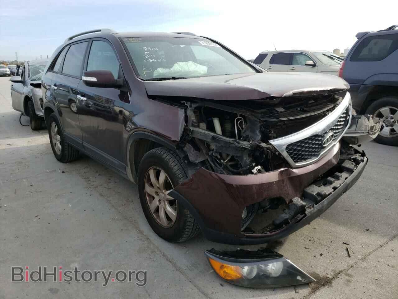 Photo 5XYKT4A14BG078910 - KIA SORENTO 2011