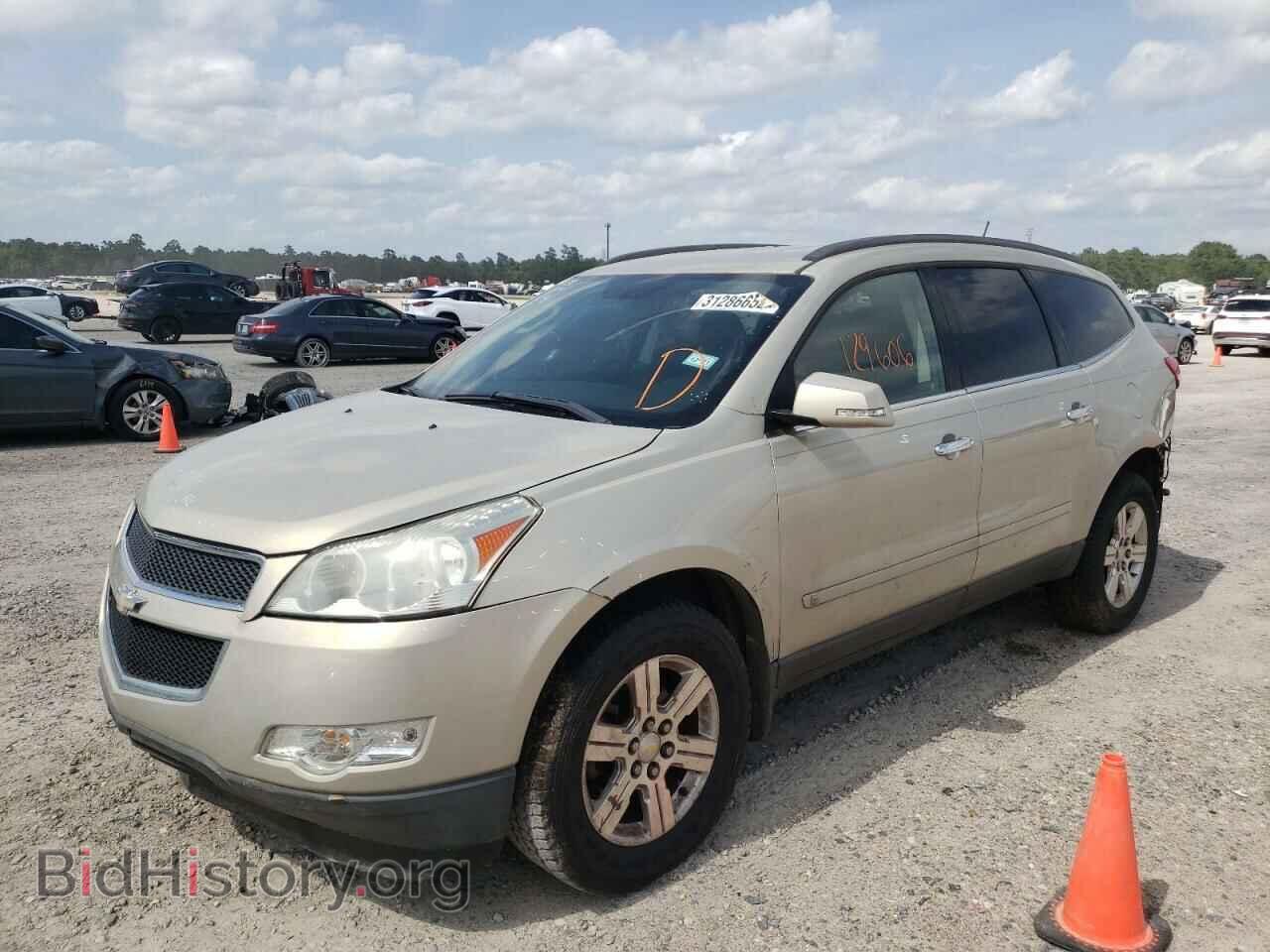 2010 CHEVROLET TRAVERSE - VIN: 1GNLRFED5AS129964 - Фото 2