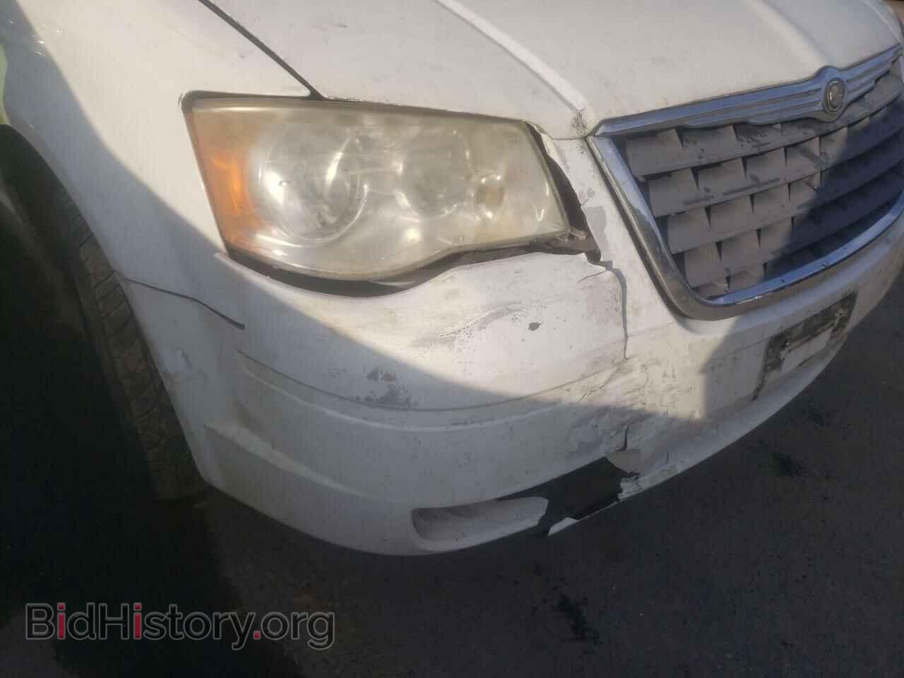 2008 CHRYSLER MINIVAN - VIN: 2A8HR44H68R643446 - Фото 9